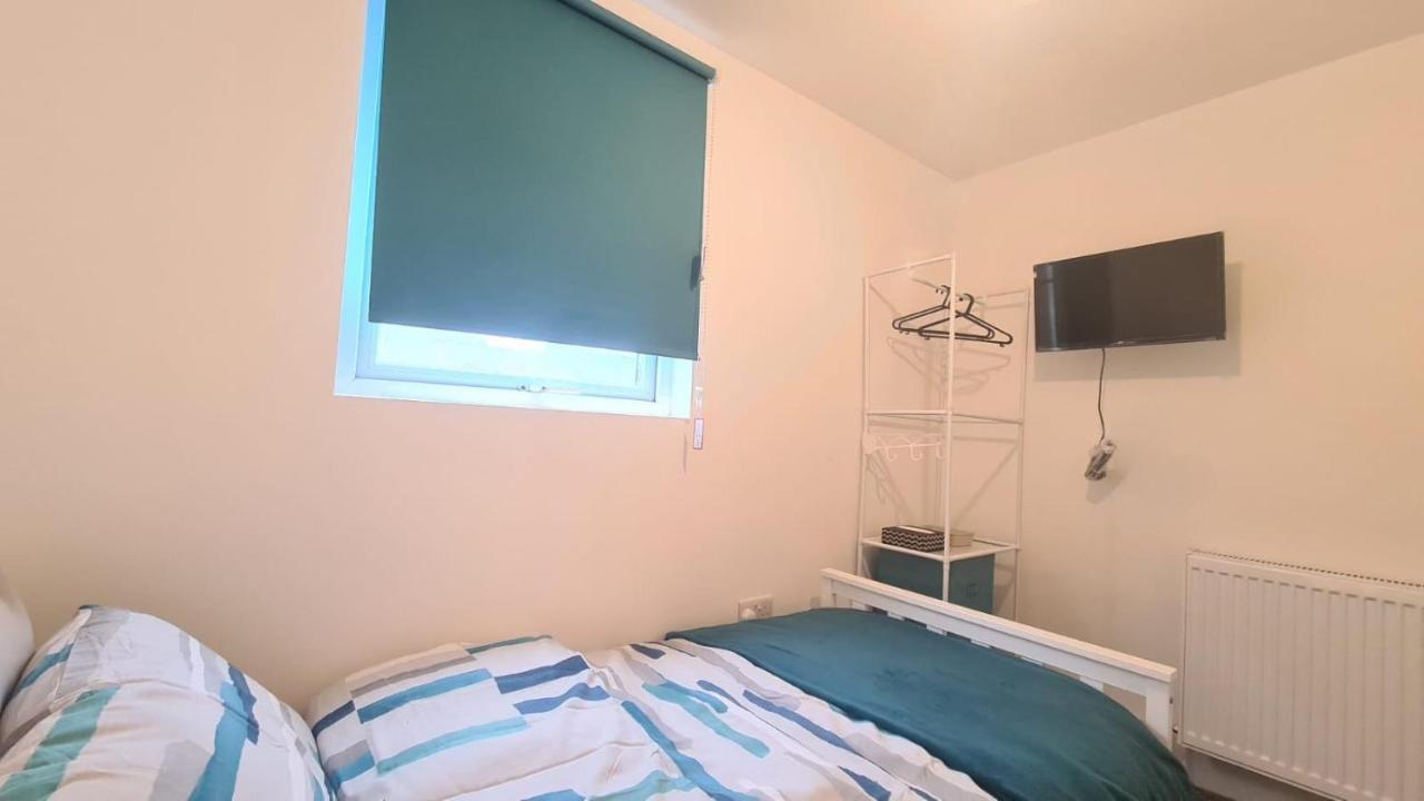 Cosy Single Room In Manor Park Londres Exterior foto